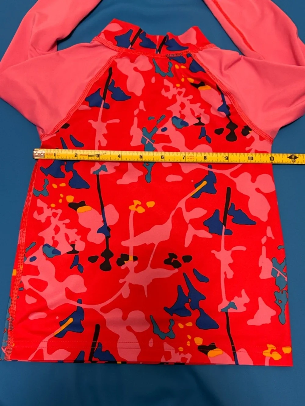REI Kids Coral Pink Blue Black Yellow Floral Camo Print Long Sleeve Rash Guard 4